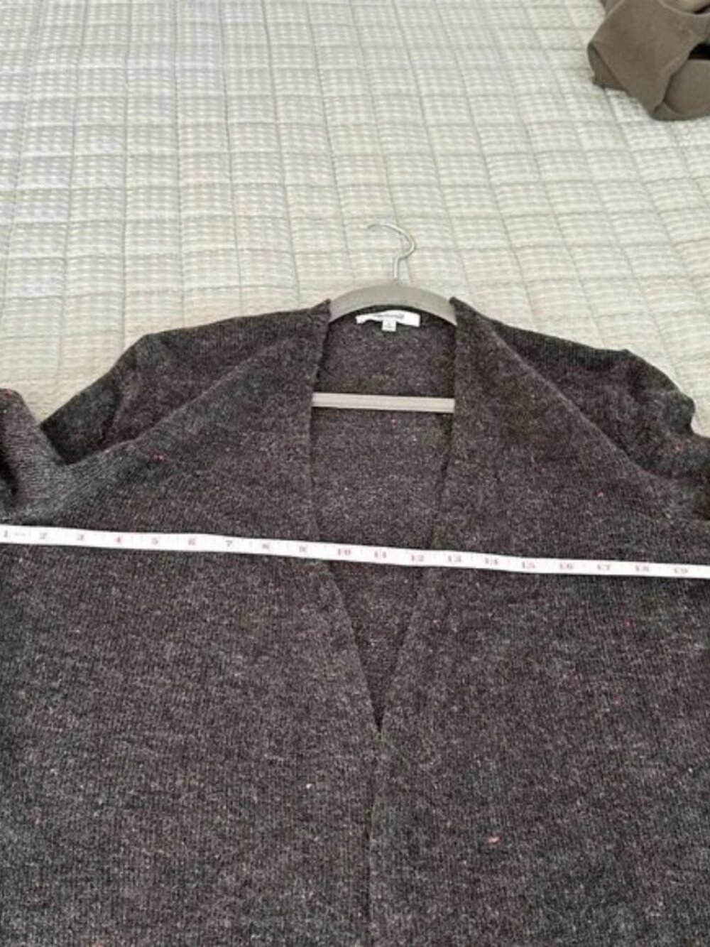Madewell Donegal Kent Cardigan Sweater in Coziest Yard Size Small - Picture 4 of 6